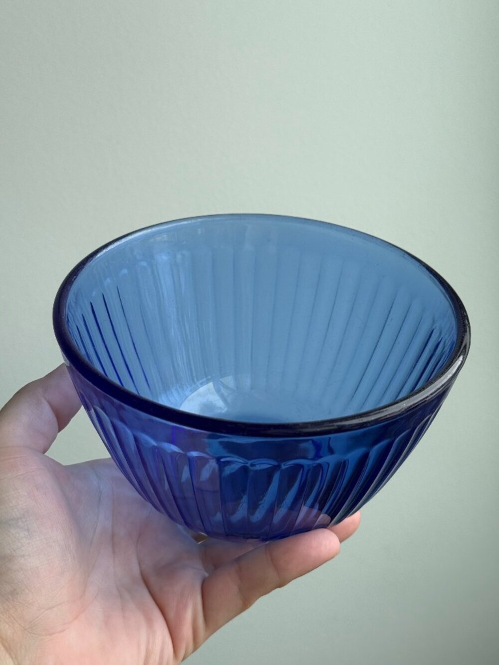 Vintage Pyrex 7401-S Cobalt Blue Glass Ribbed Mixing Bowl 750 ml Made in USA